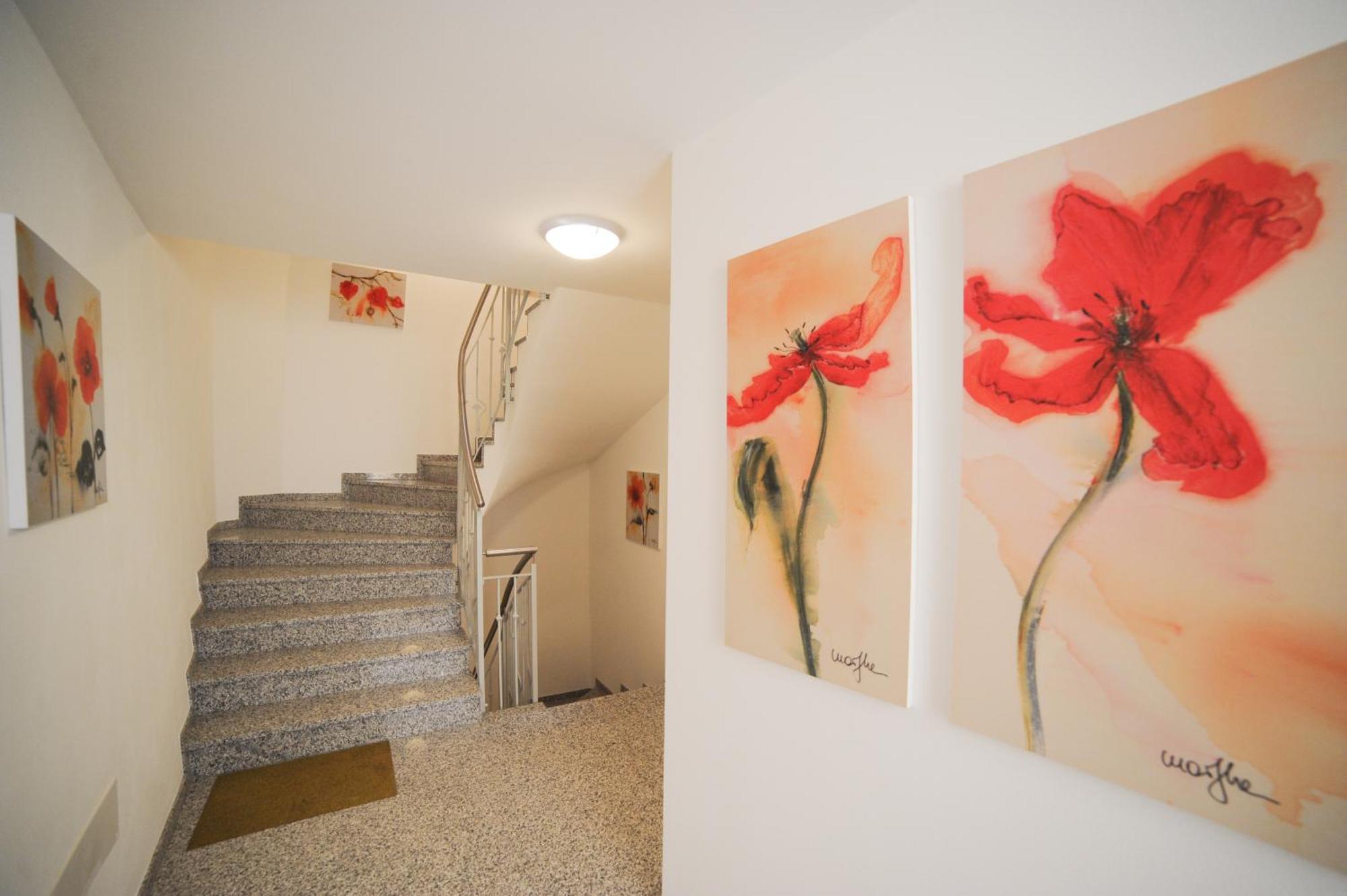 Suvendes Apartments Prato allo Stelvio Exteriör bild